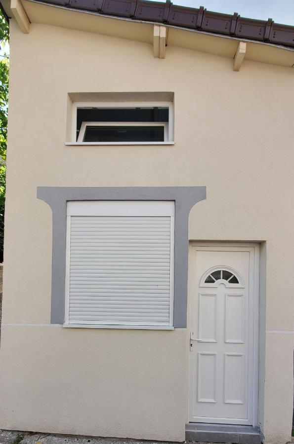 Maisonette De 25M2 A La Porte De Paris جنتيلي المظهر الخارجي الصورة